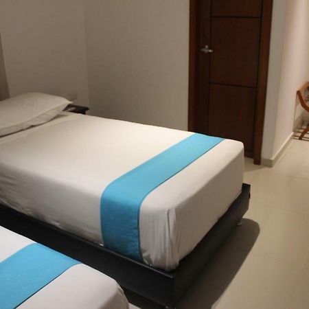 Hotel Monterrey Баранкила Екстериор снимка