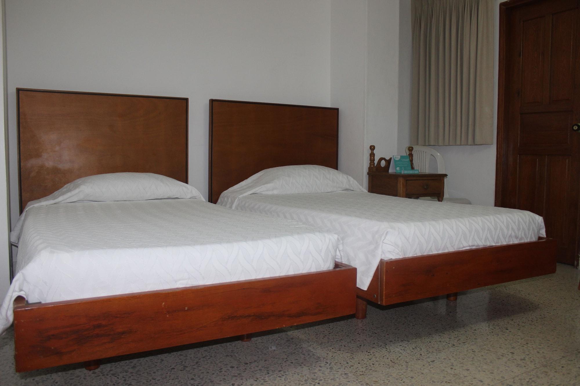 Hotel Monterrey Баранкила Екстериор снимка