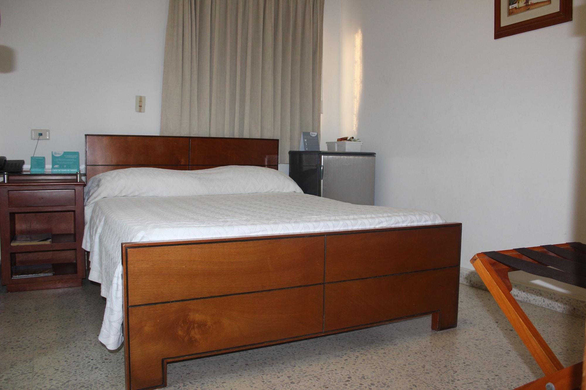 Hotel Monterrey Баранкила Екстериор снимка