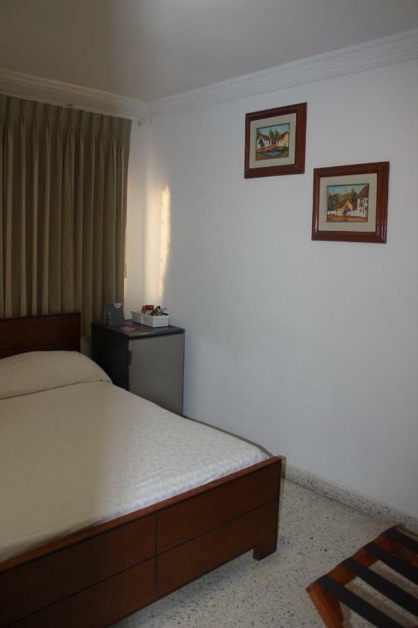 Hotel Monterrey Баранкила Екстериор снимка