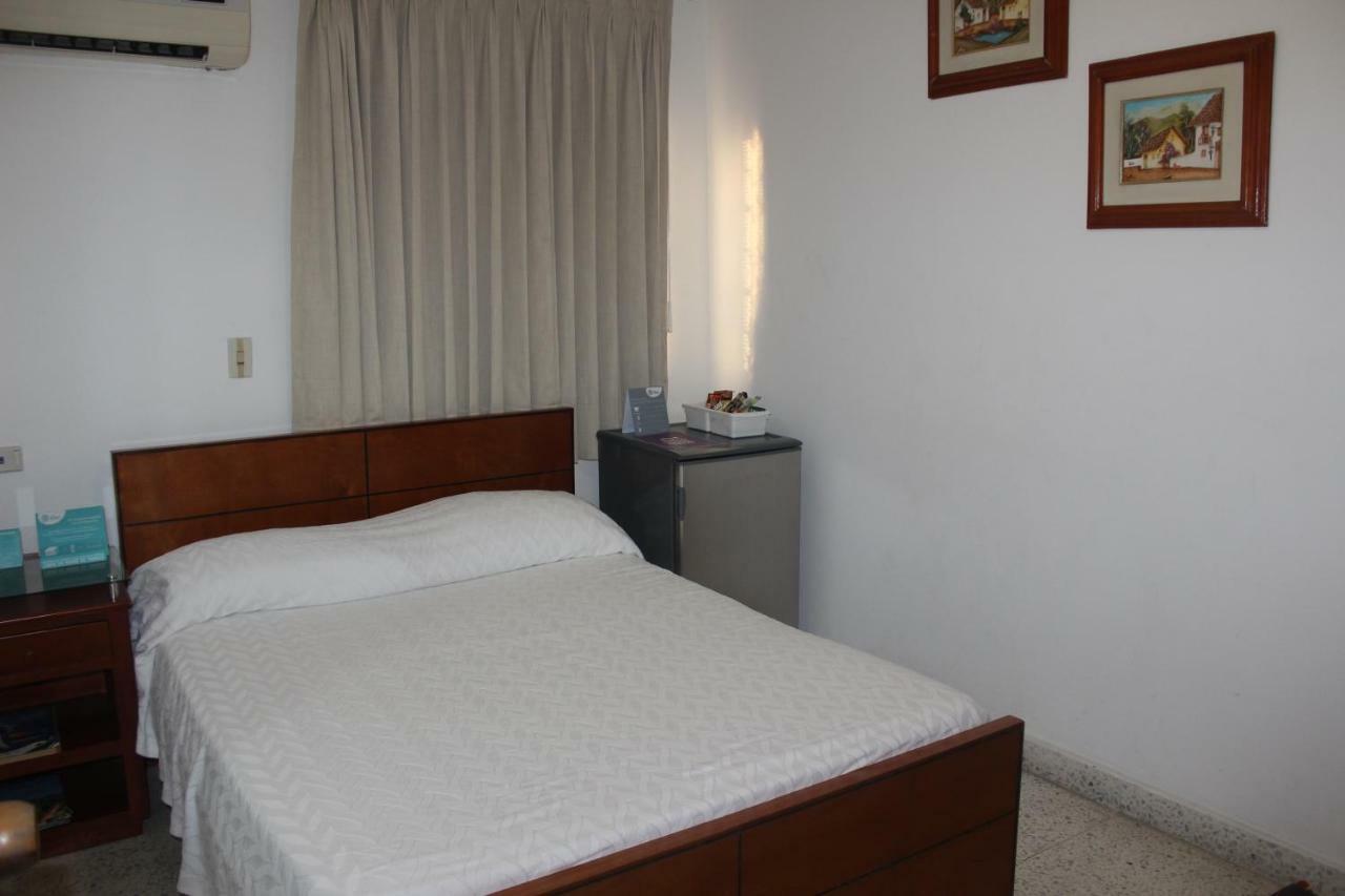 Hotel Monterrey Баранкила Екстериор снимка